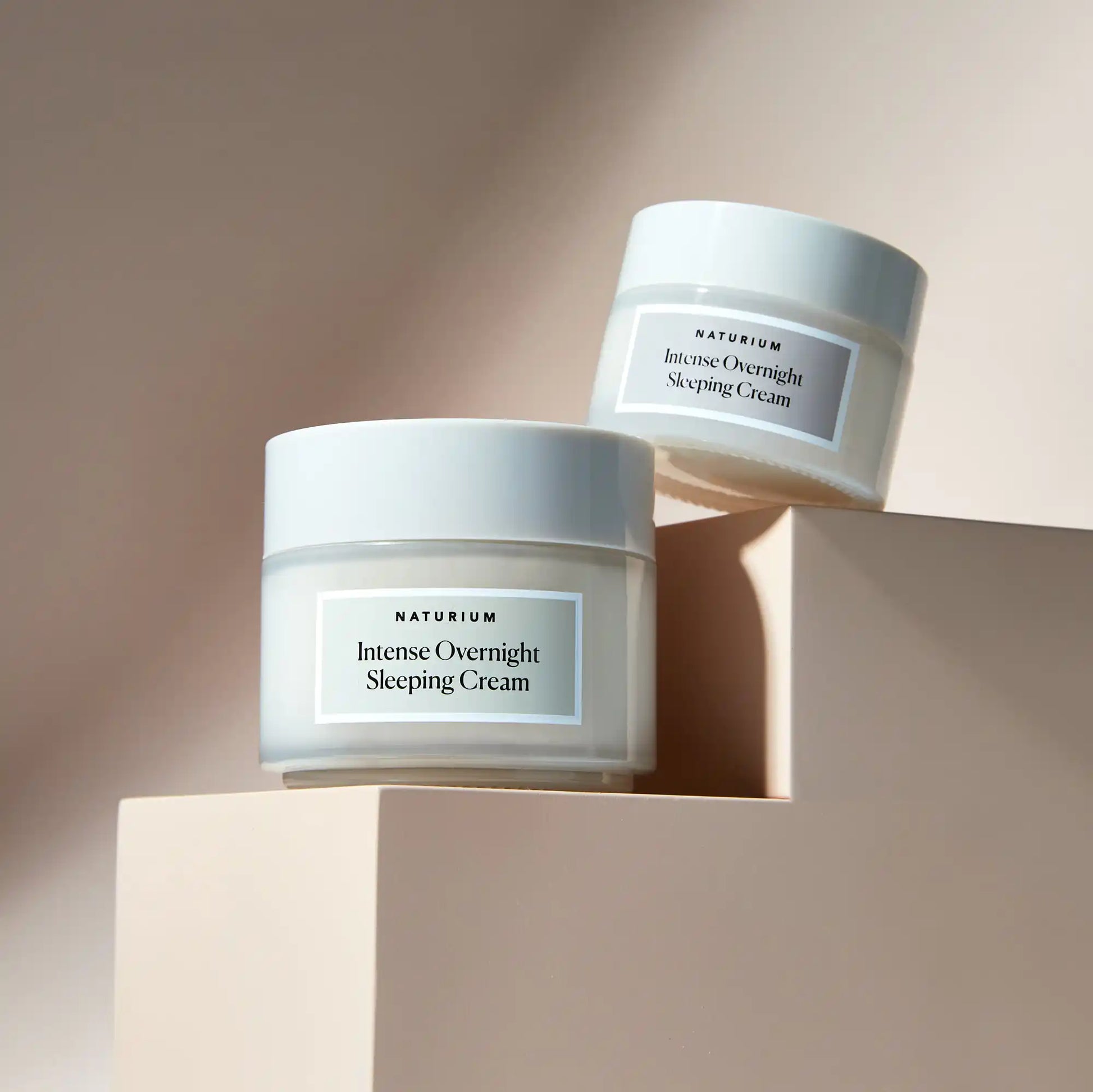 intense-overnight-sleeping-cream-jumbo-m6 11_18_2021_Naturium0552-crop.webp
