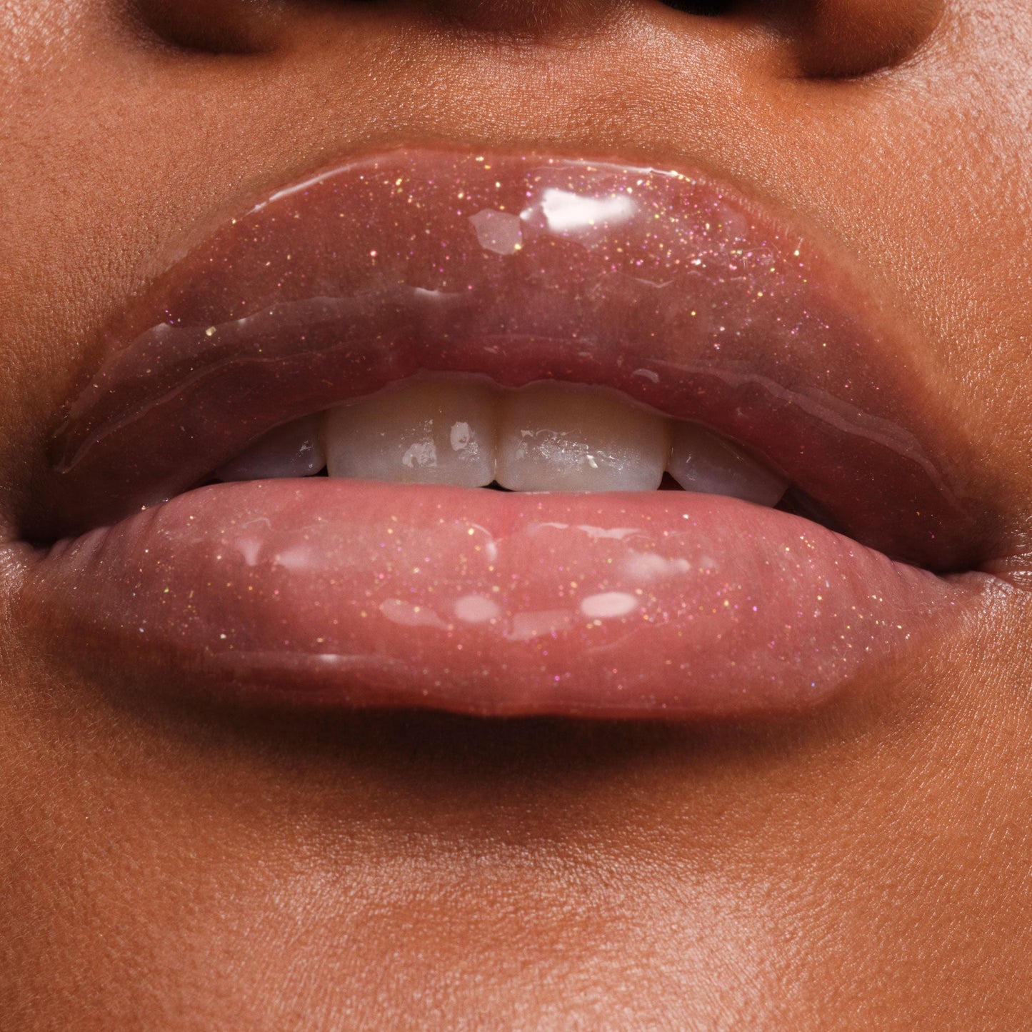 phyto-glow-lip-balm-shimmer-stardust-t1 NATR-10131-Phyto-Glow-Lip-Hover-Stardust.jpg